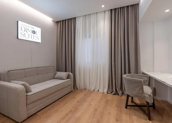 Ermou 40 Suites